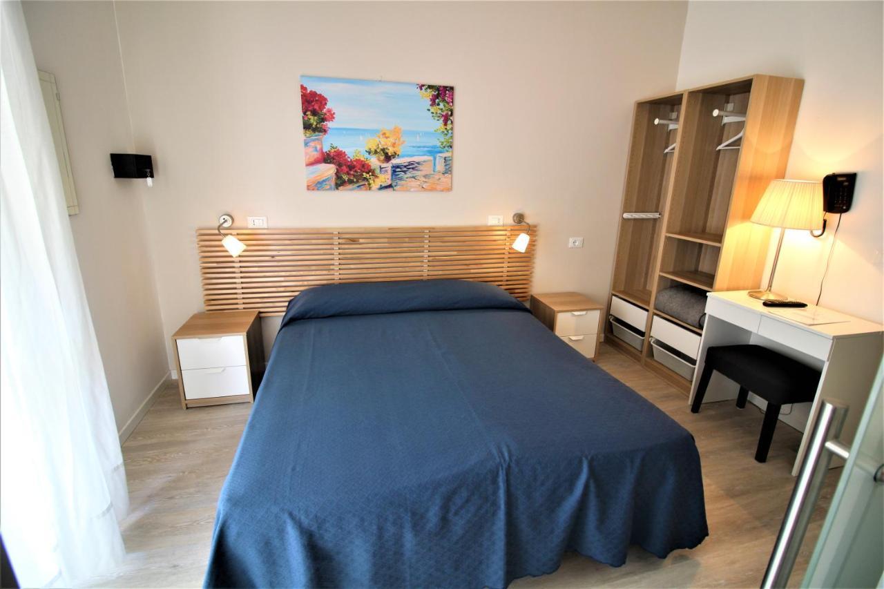 Hotel Firenze Caorle Exteriör bild